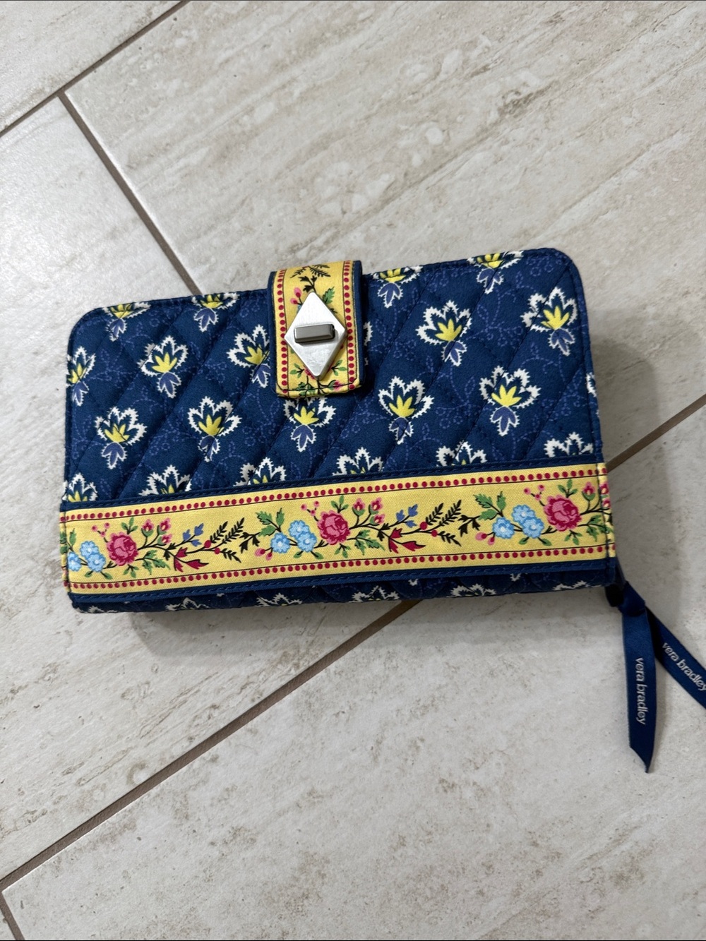 Vera Bradley maison blue Zip Wallet with Yellow Trim..turnlock